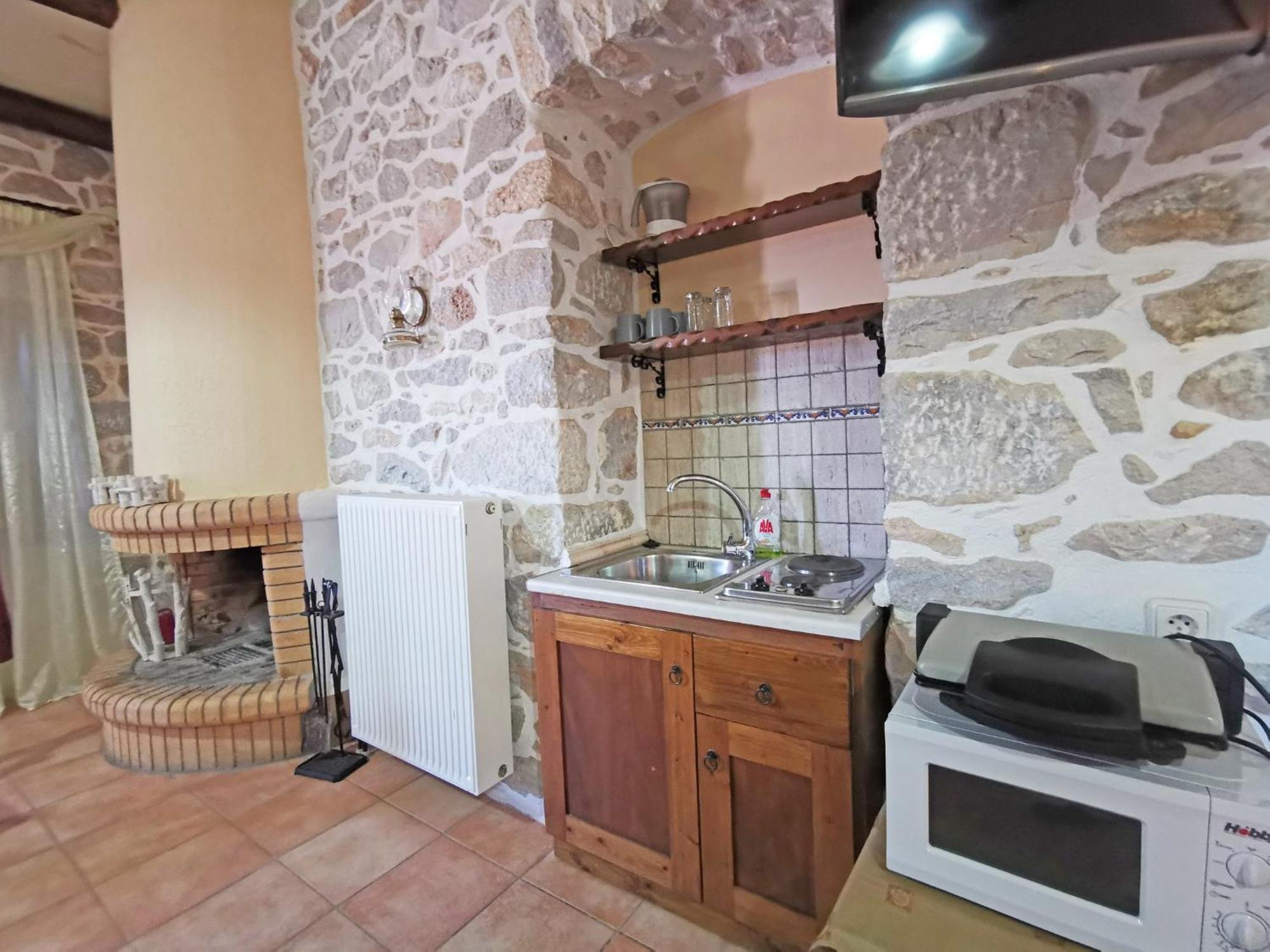 Guesthouse Toxotis Pírgos Dhiroú Екстериор снимка